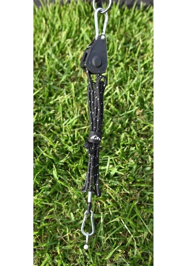 Reflective Tie-Down Ropes (6 pcs) - Rapid Deployment Shelter Inc.
High-visibility tie-down ropes, reflective tie-downs,
reflective ratcheting tie-down ropes